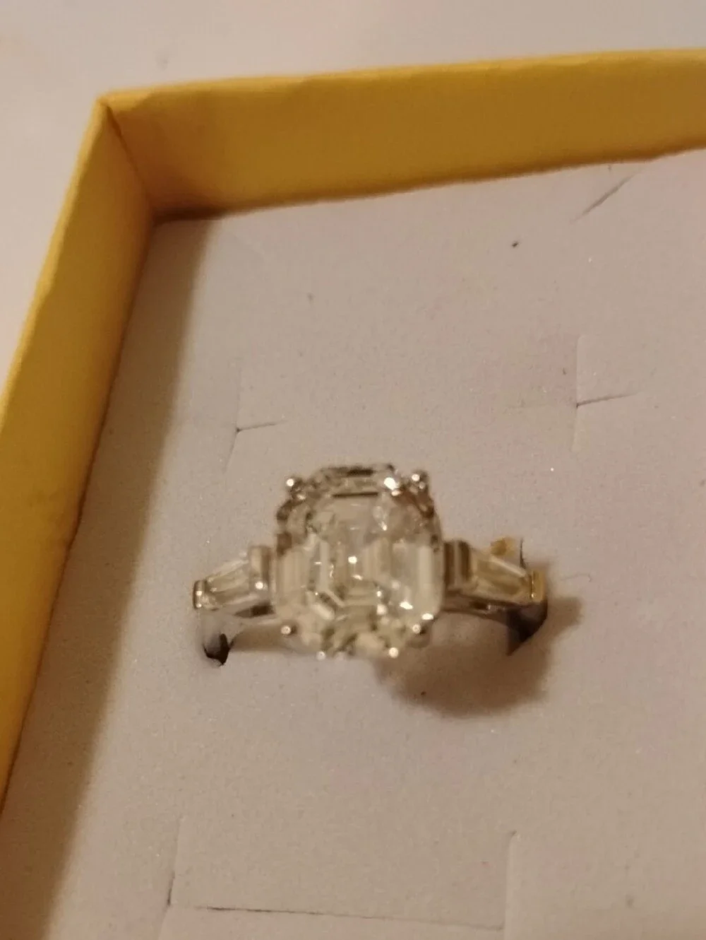 Radiance by Absolute 3-Stone Simulated Diamond Ring Size 9